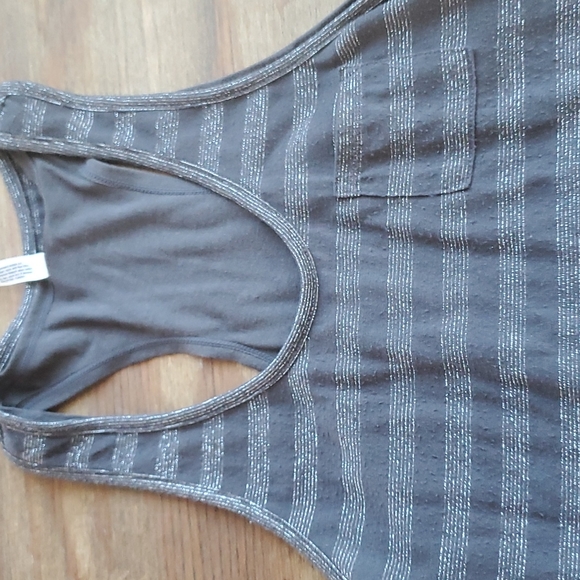 Tank top - Picture 2 of 4